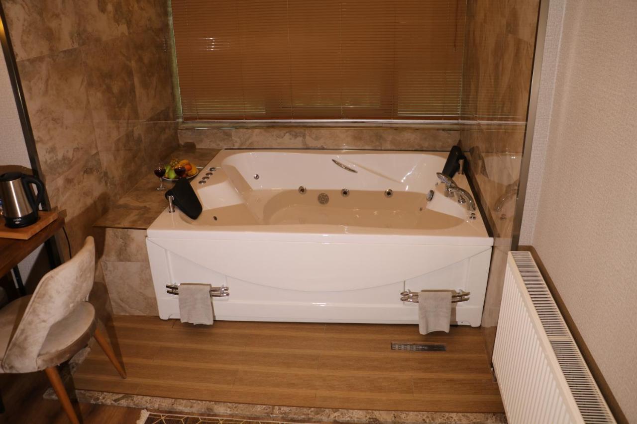 Zengin City Hotel Istanboel Buitenkant foto
